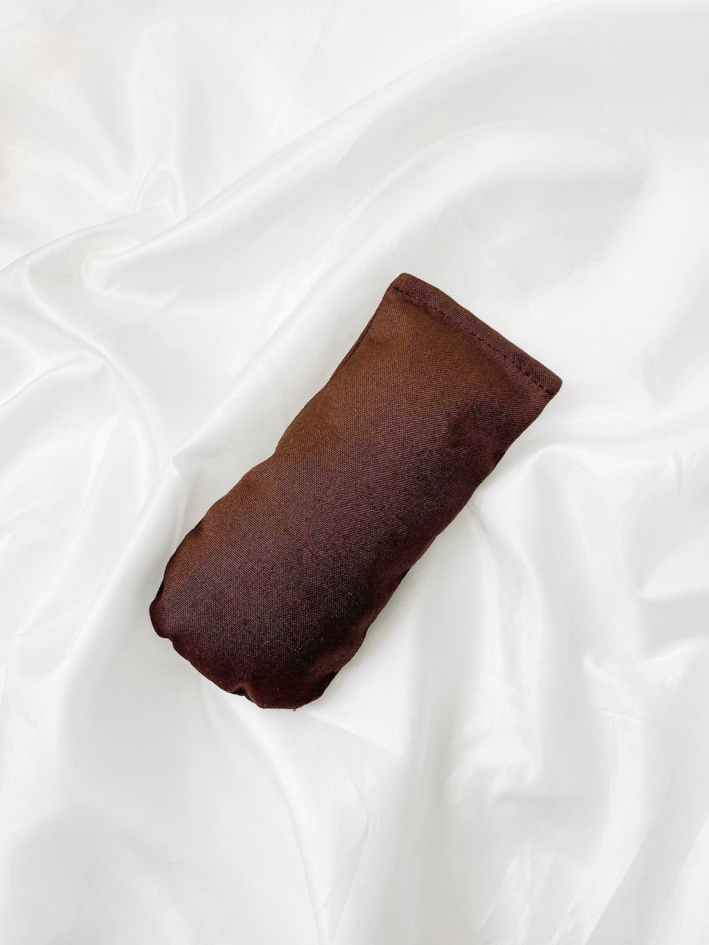 CASUAL REIGN CHOCOLATE SOFT-FORM PACKER