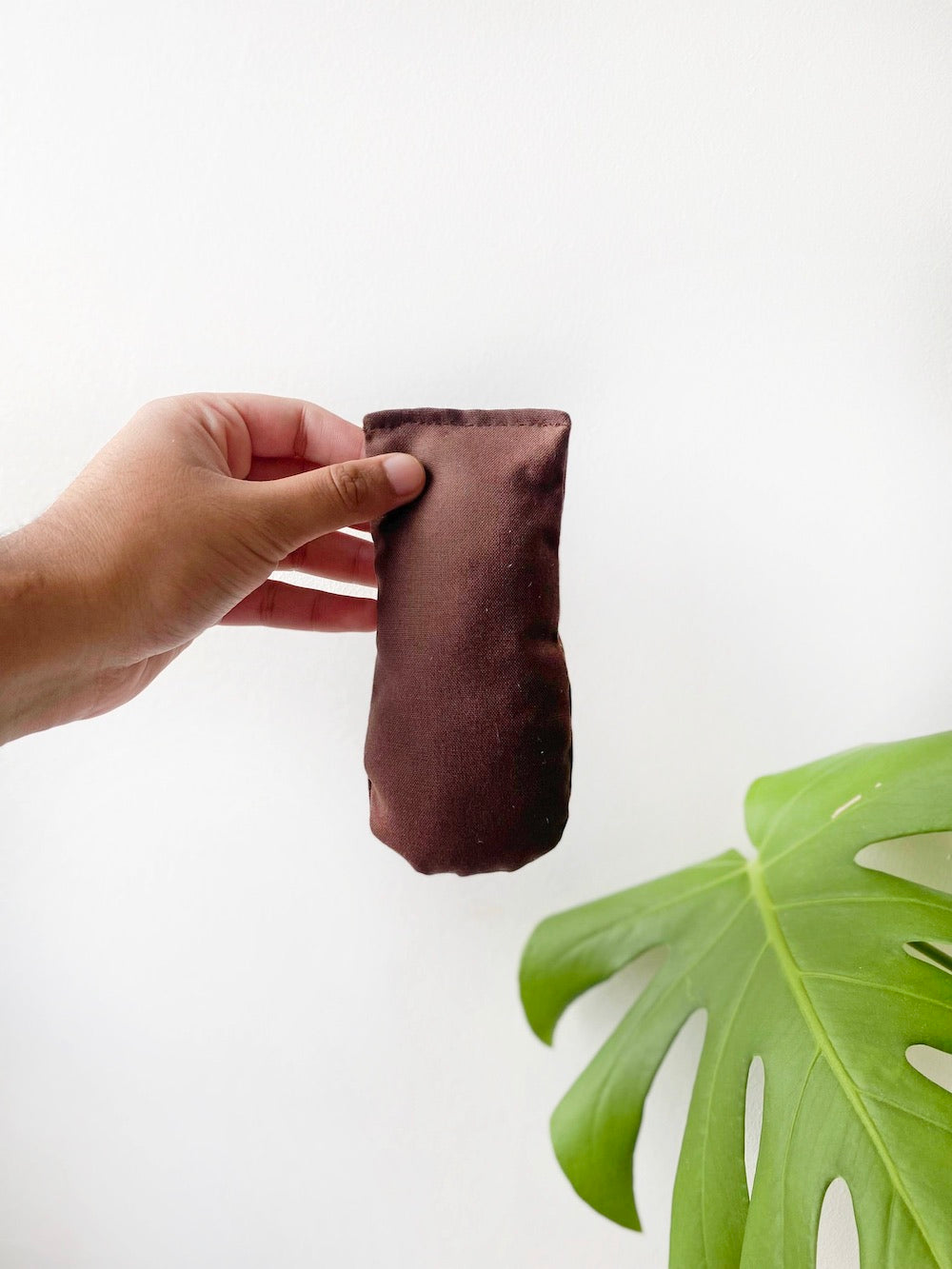 CASUAL REIGN CHOCOLATE SOFT-FORM PACKER